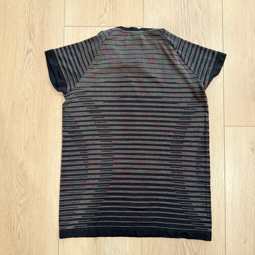 Odlo Women's Ceramicool Striped Short Sleeve Tee - Black - Picture 5 of 9